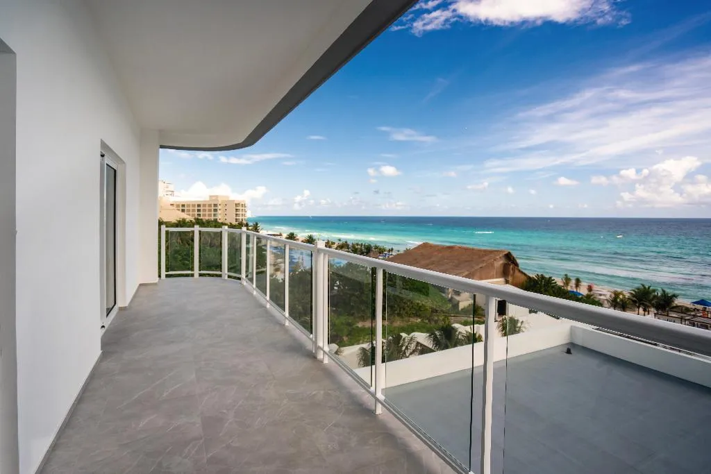 SUITE OCEAN VIEW Room, Riu Palace Kukulkan - Adults Only - All Inclusive, Cancun Area