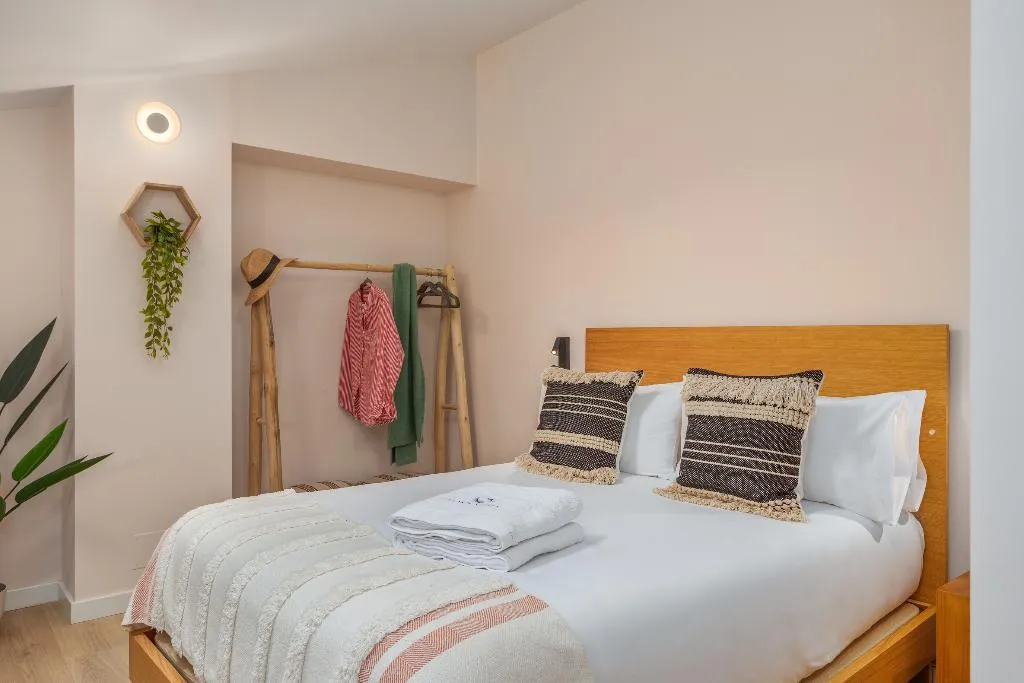 APARTMENT TWO BEDROOMS ONE BATHROOM Room, Marconia Boutique Residence, Costa Brava