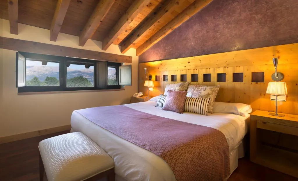 JUNIOR SUITE STANDARD Room, Puerta de Gredos, Madrid