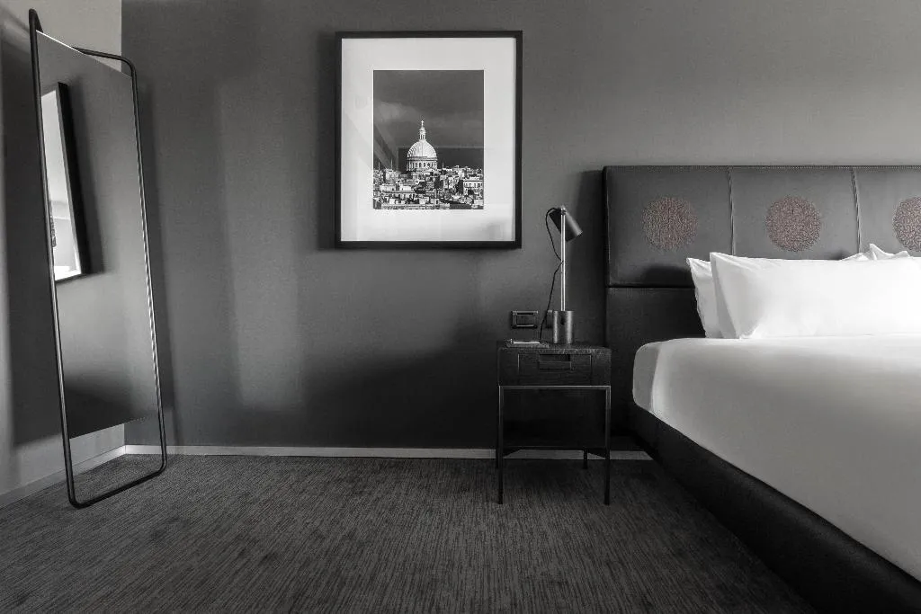 SUITE KING SIZE BED Room, InterContinental Malta, Malta