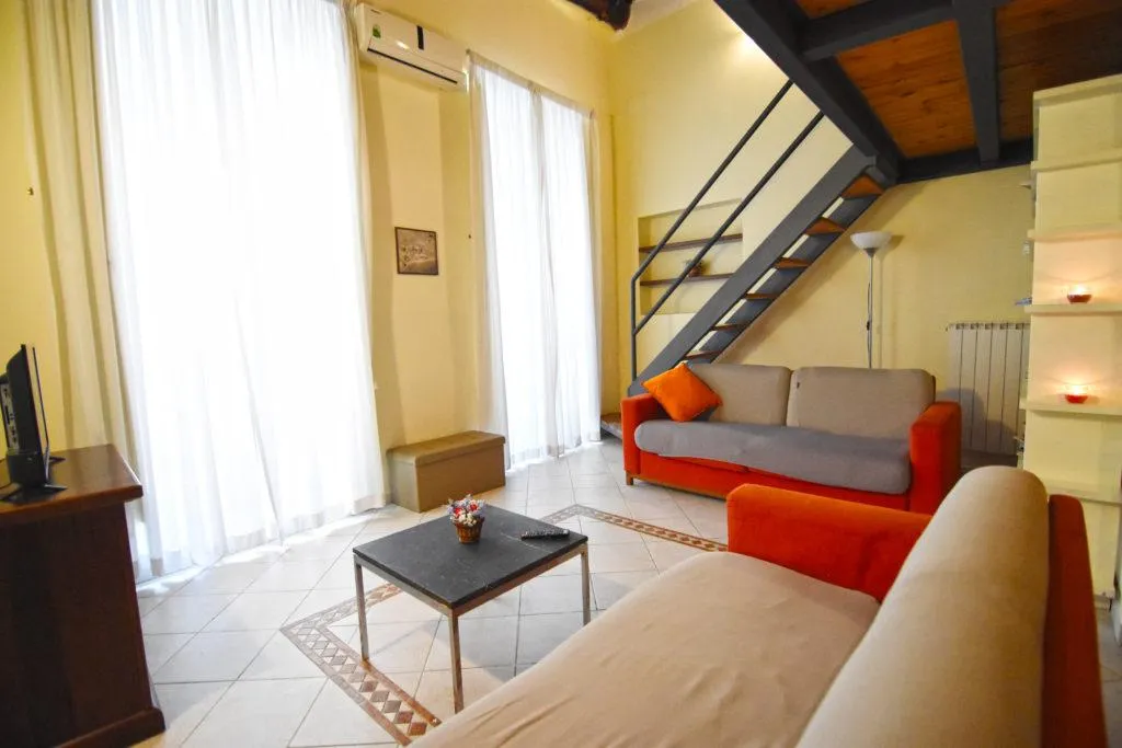 APARTMENT DELUXE Room, Case Così Apartments Napoli, Naples