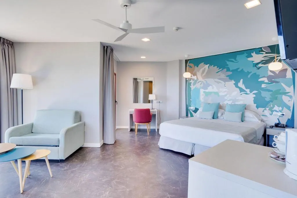 JUNIOR SUITE SEA VIEW WITH TERRACE Room, Angela, Costa Del Sol