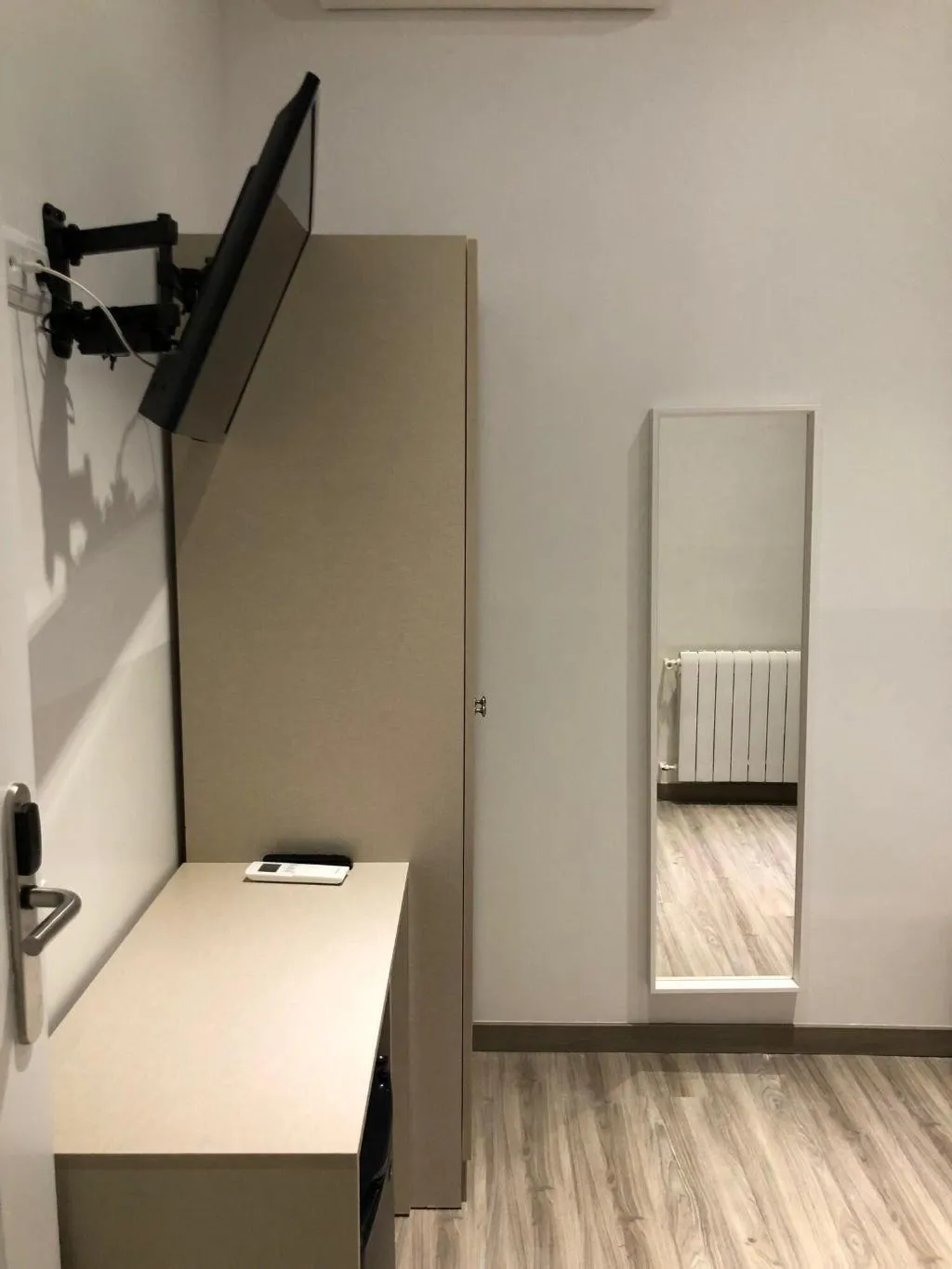 Room, Hostalin Madrid Atocha, Madrid