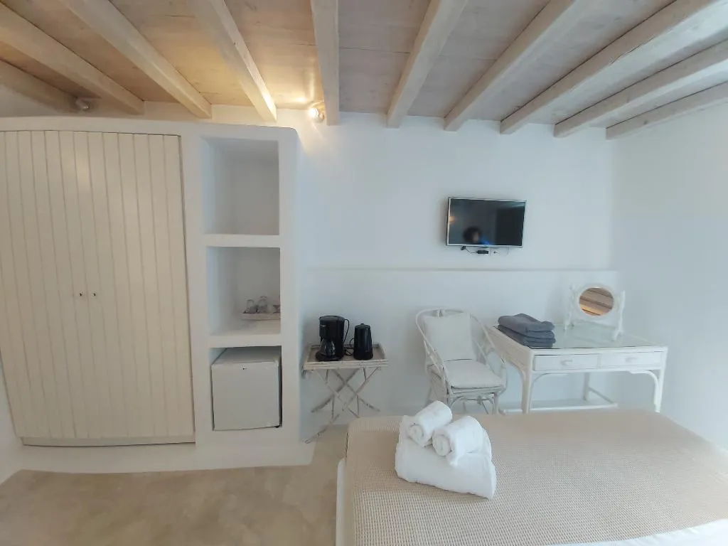 DOUBLE CAPACITY 2 Room, White Rock Suites & Villas, Mykonos