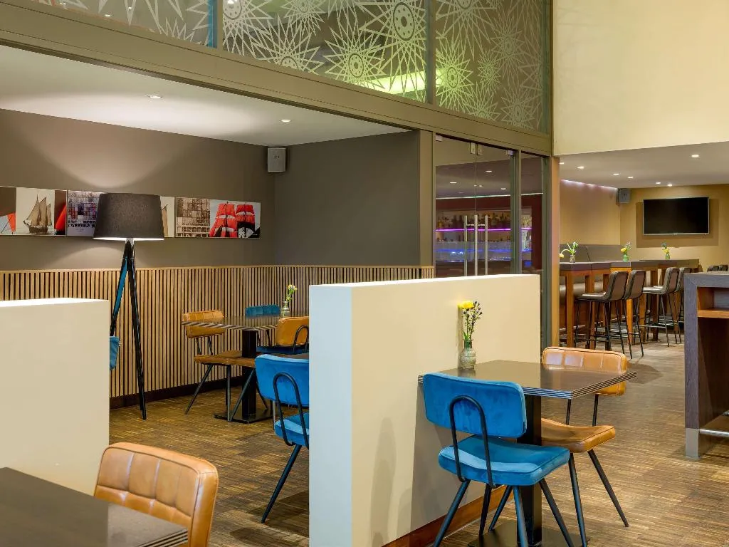 Bar, Movenpick Hotel Amsterdam City Centre, Amsterdam