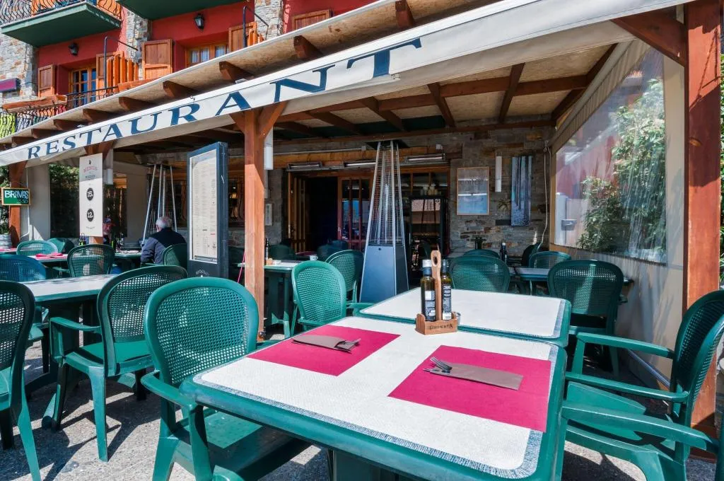 Terrace, Hotel Esquirol, Costa Brava