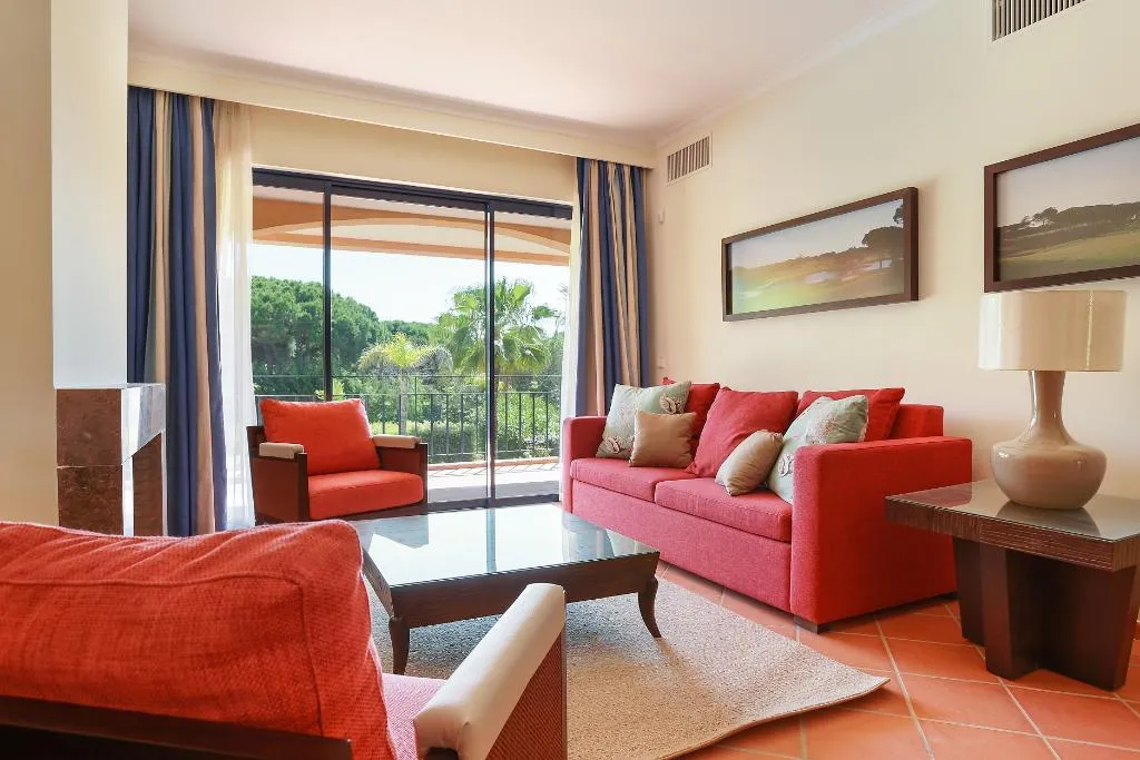 APARTMENT TWO BEDROOMS Room, F5 Vila Sol by Garvetur, Algarve