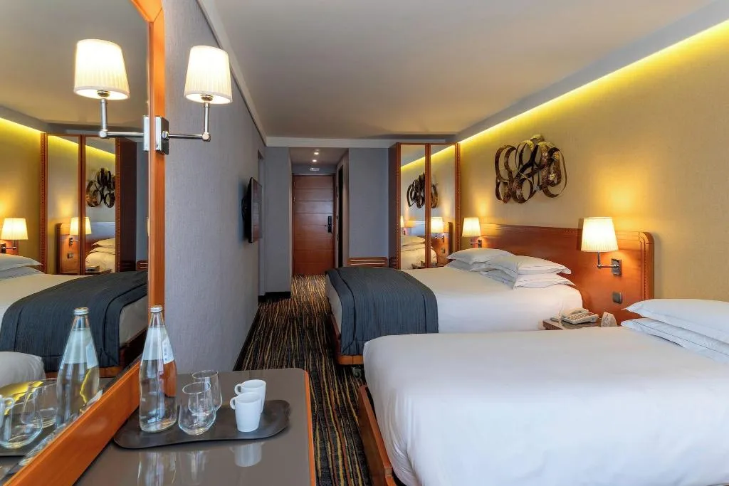 Room, President, Athens