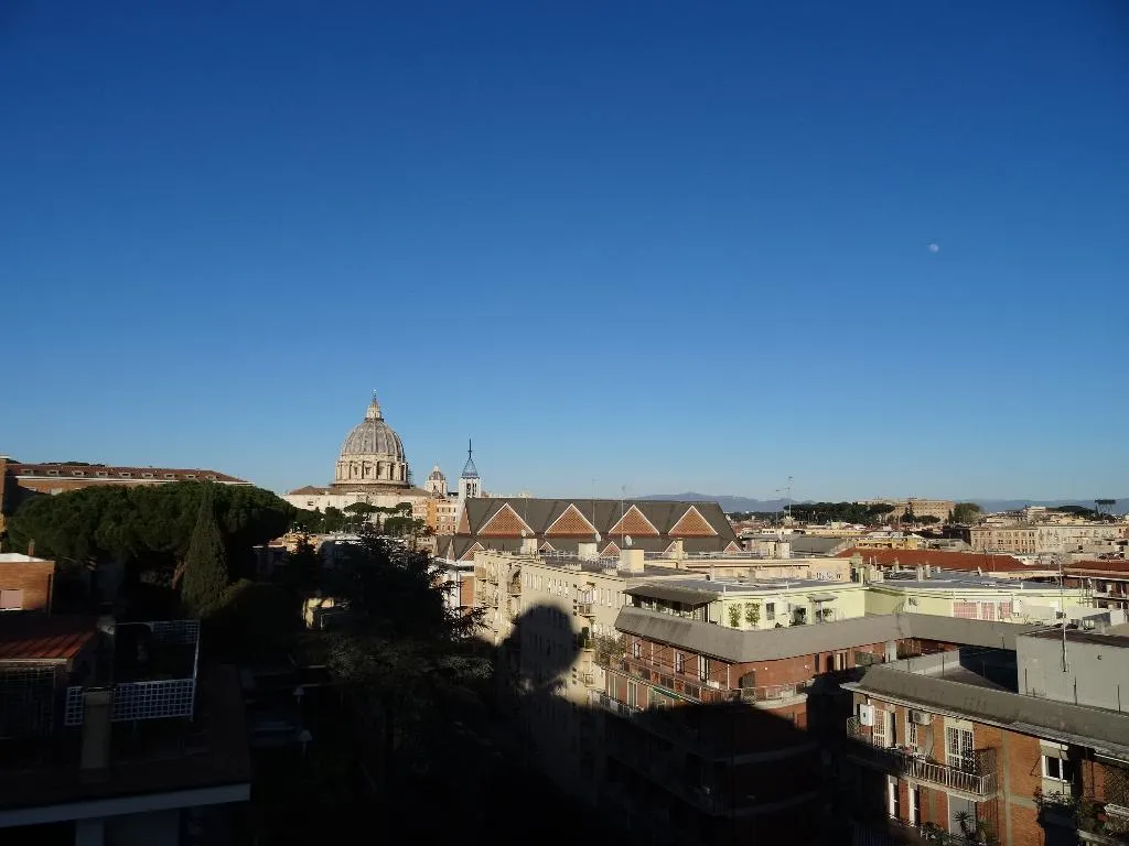 Terrace, Il Cantico ST Peter, Rome