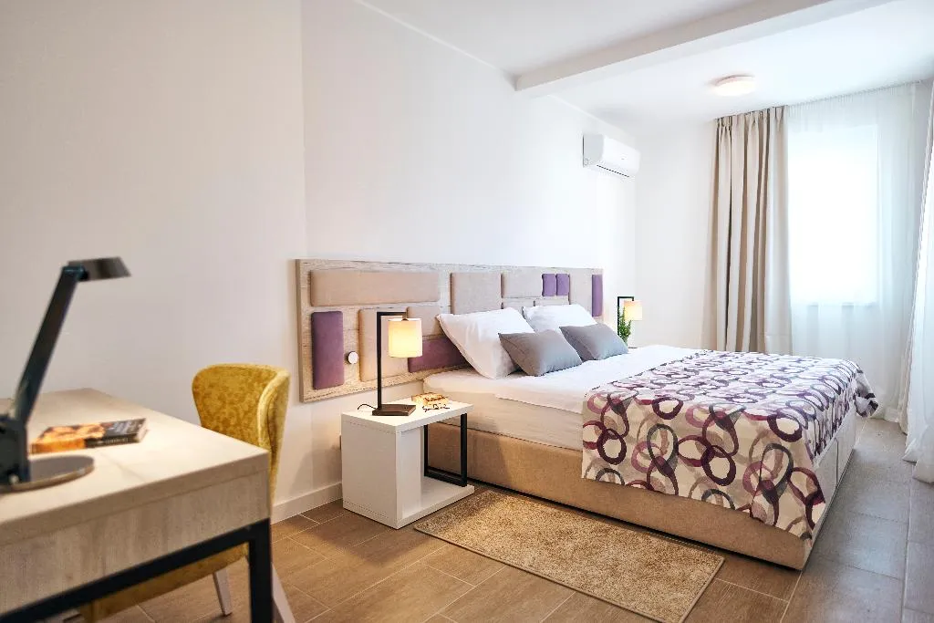 APARTMENT TWO BEDROOMS Room, Arancini Residence, Split