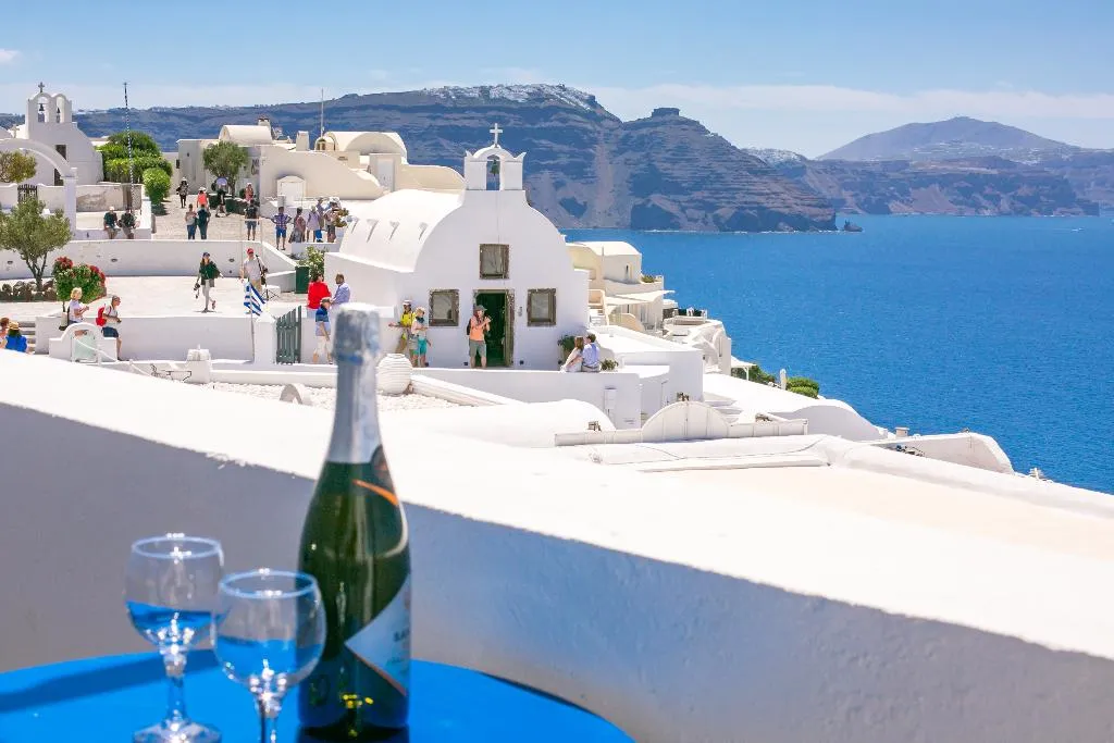 TRIPLE WITH VIEWS Room, Stelios Rooms Golden View, Santorini