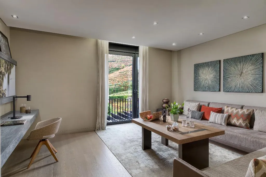 SUITE STANDARD Room, Six Senses Douro Valley, Porto