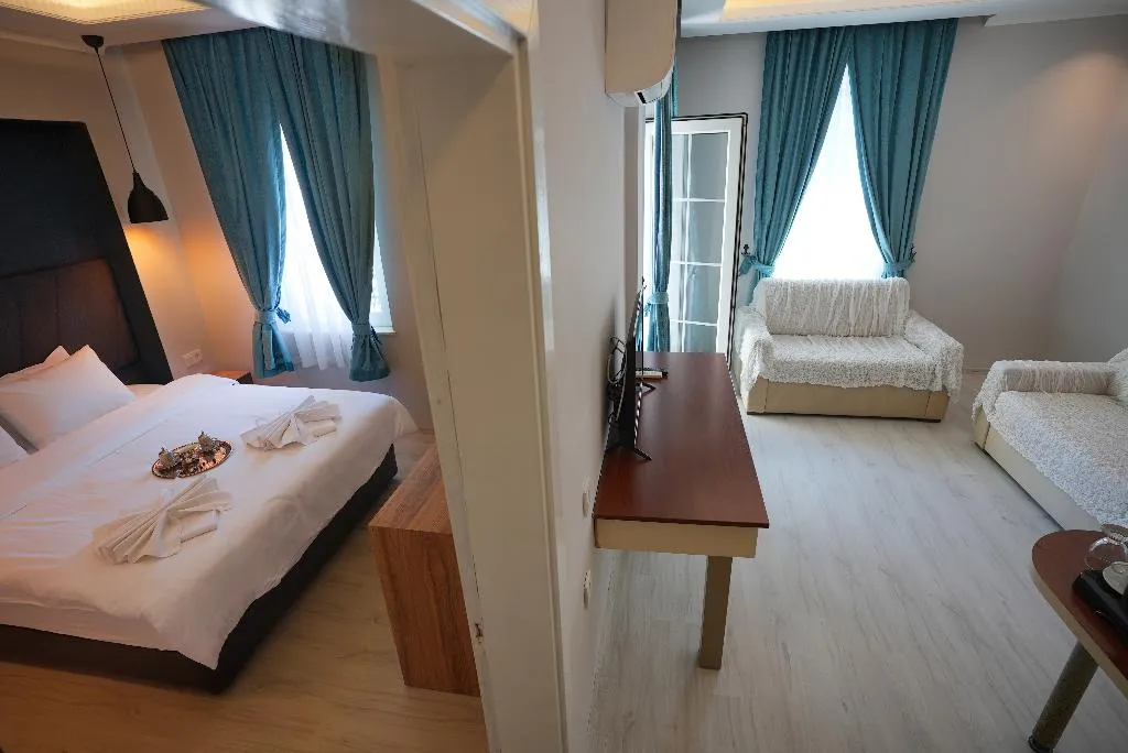 FAMILY ROOM WITH BALCONY Room, By Cemil Boutique Hotel, Antalya