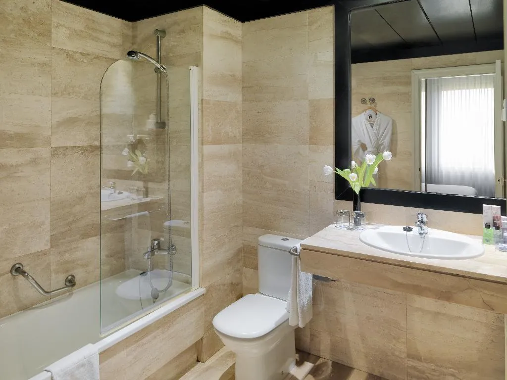 DOUBLE SINGLE USE STANDARD Room, H10 Montcada Boutique Hotel, Barcelona