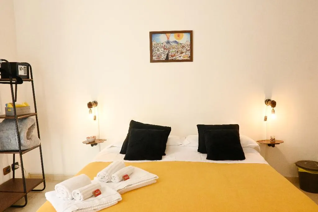 DOUBLE STANDARD Room, Napoli Cityscape, Naples