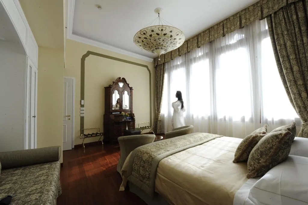 Double or Twin DELUXE Room, Hotel Le Isole, Venice