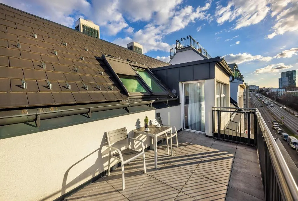 APARTMENT QUEEN SIZE BED Room, Citadines South Vienna, Vienna
