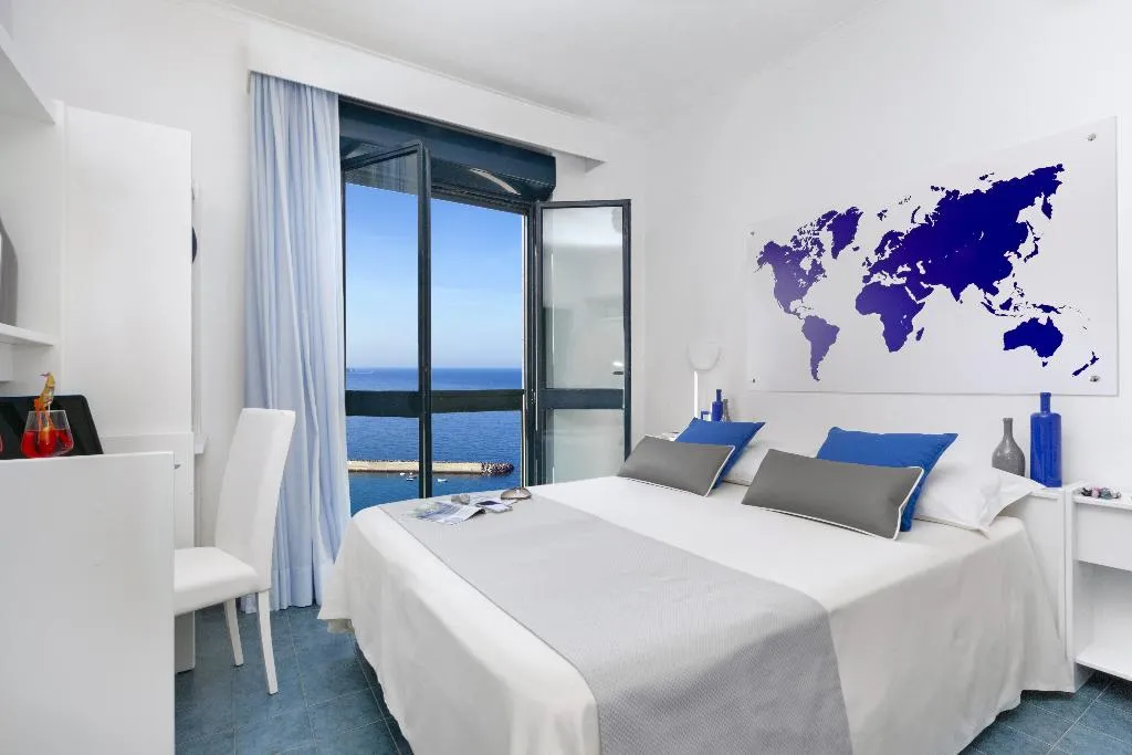 Double or Twin SUPERIOR Room, Panorama Palace, Naples