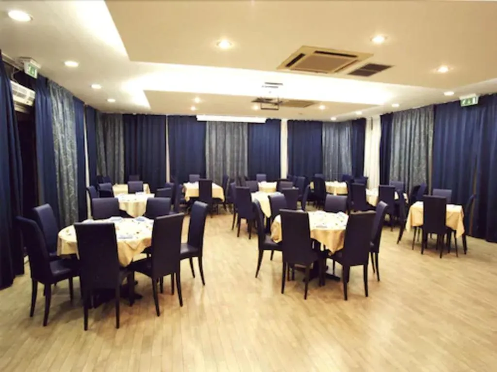 Restaurant, Hotel Palace 2000, Rome
