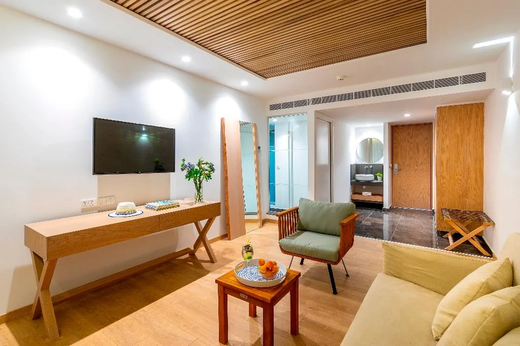 SUITE EXECUTIVE Room, Limanaki Beach, Cyprus