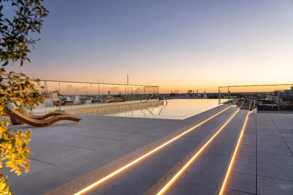 Pool, 3Hb Faro, Algarve