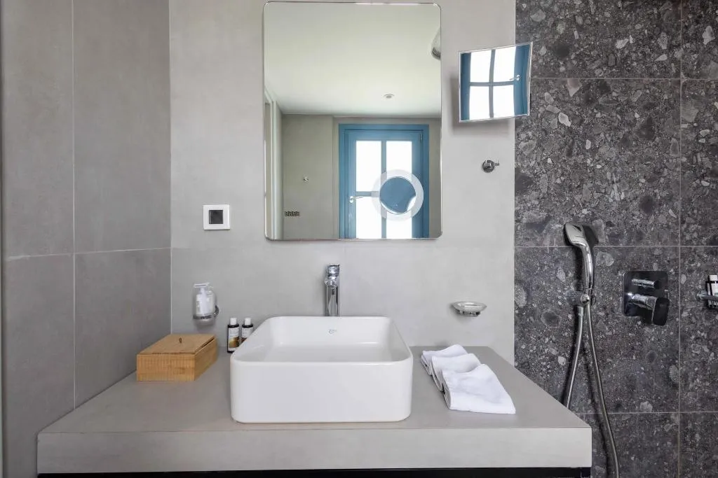 DOUBLE CLASSIC Room, Aeifos Boutique Hotel, Santorini