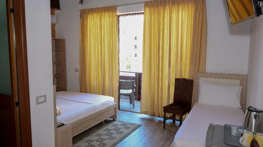 TRIPLE CLASSIC Room, Dolanit Hotels Vila E Drurit, Durres