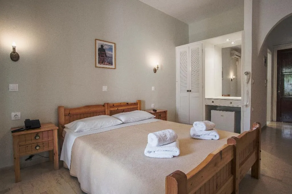 Double or Twin STANDARD Room, Iliada Beach, Corfu