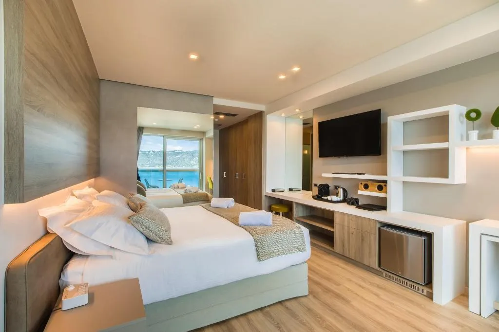 Room, Oniros Residences, Crete