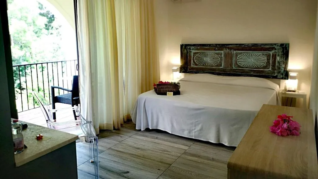 DOUBLE CLASSIC Room, Costa Dei Fiori, Cagliari
