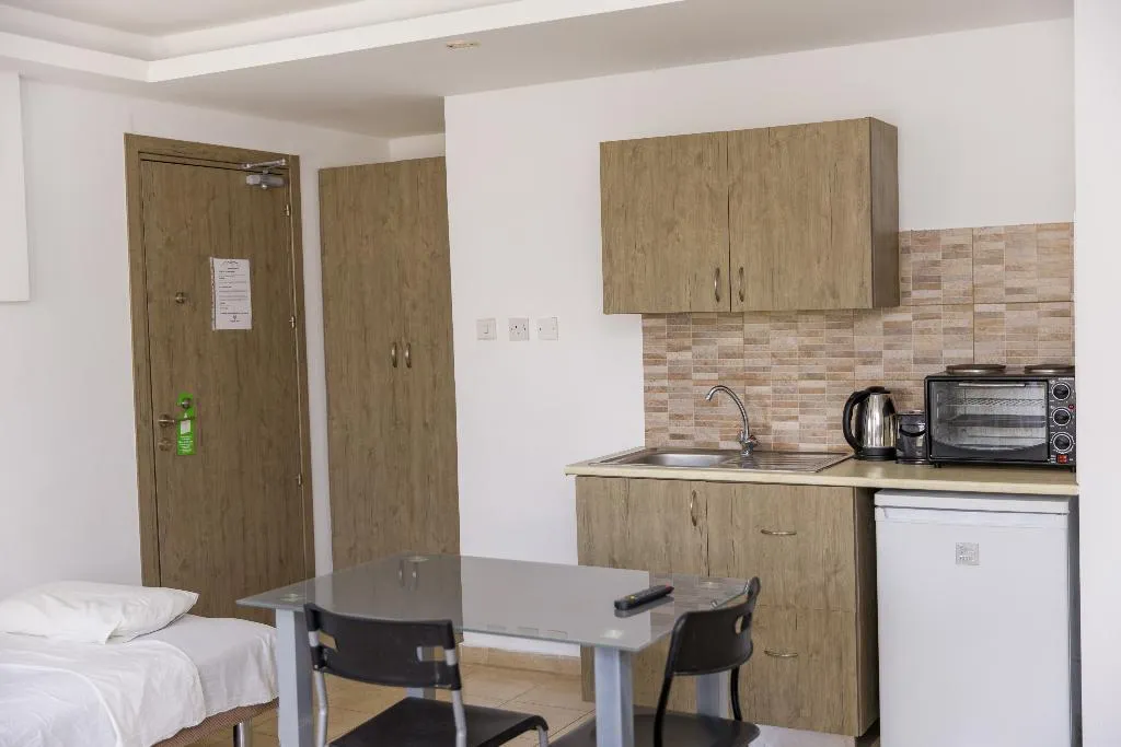 STUDIO STANDARD Room, Alecos Hotel Apts, Cyprus