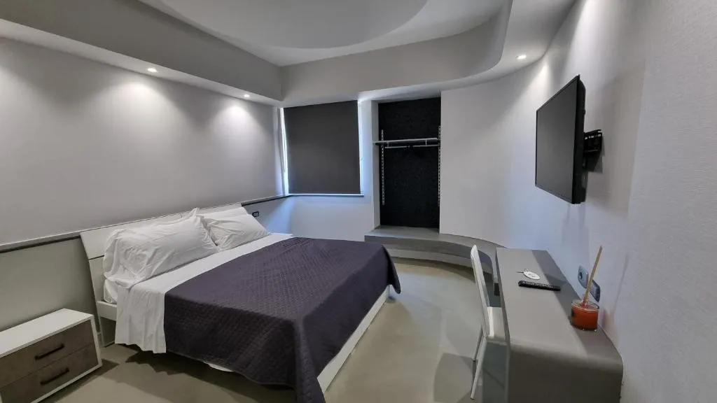 Room, Hotel Quadrifoglio, Naples