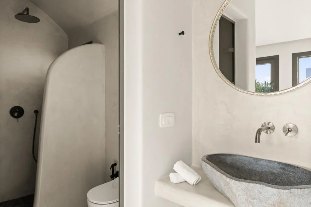 JUNIOR SUITE WITH JACUZZI Room, Aeon Suites by Mr and Mrs White, Santorini