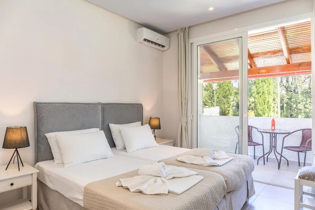 STUDIO CAPACITY 2 Room, Dominoes Aparthotel, Corfu