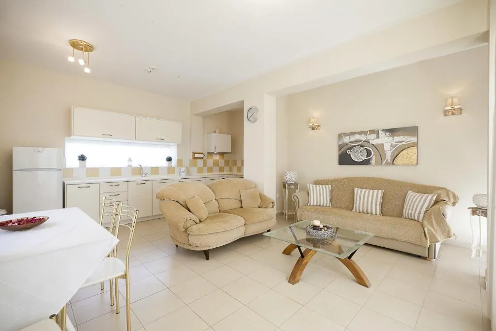 VILLA STANDARD Room, Sunny Hill Studios, Halkidiki