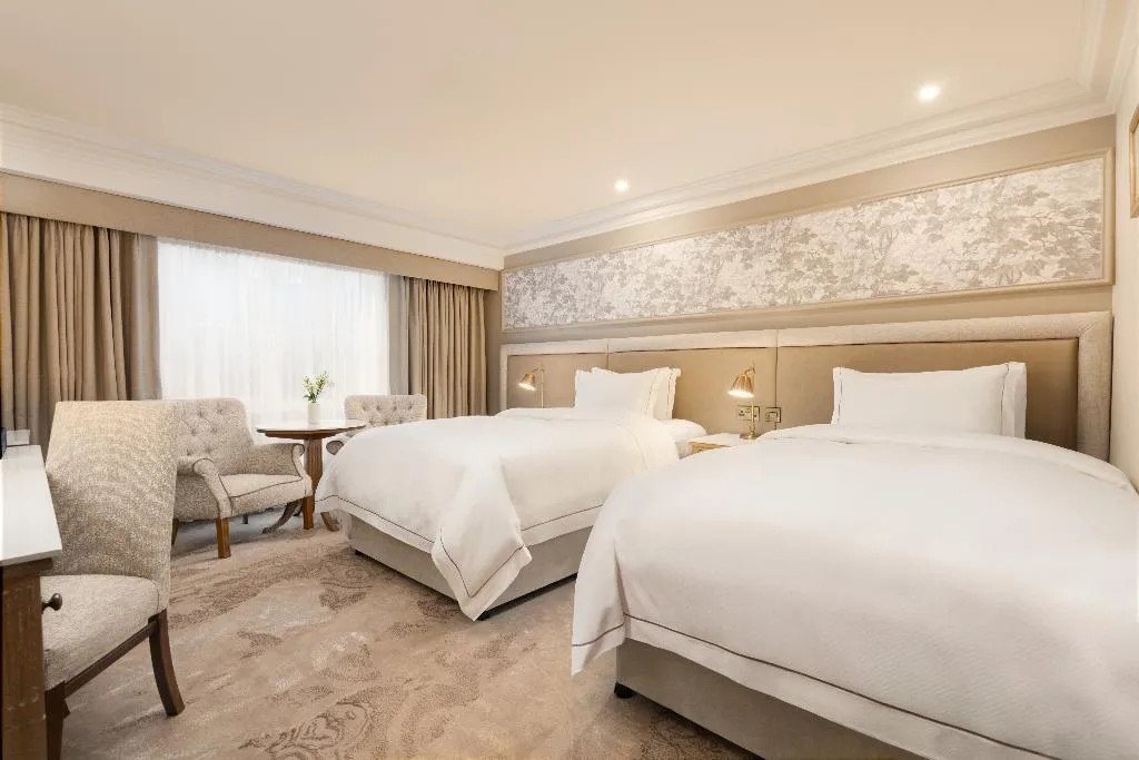 Room, Brooks, Dublin