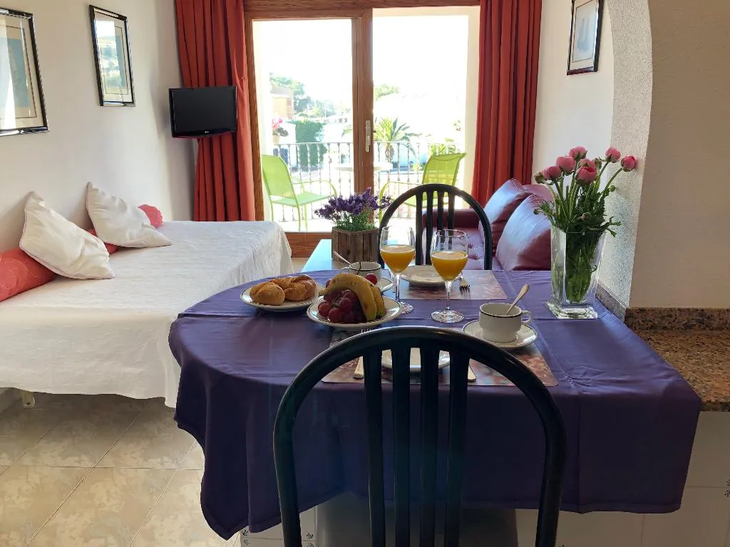 APARTMENT SIDE SEA VIEW WITH BALCONY Room, Torre Playa, Majorca