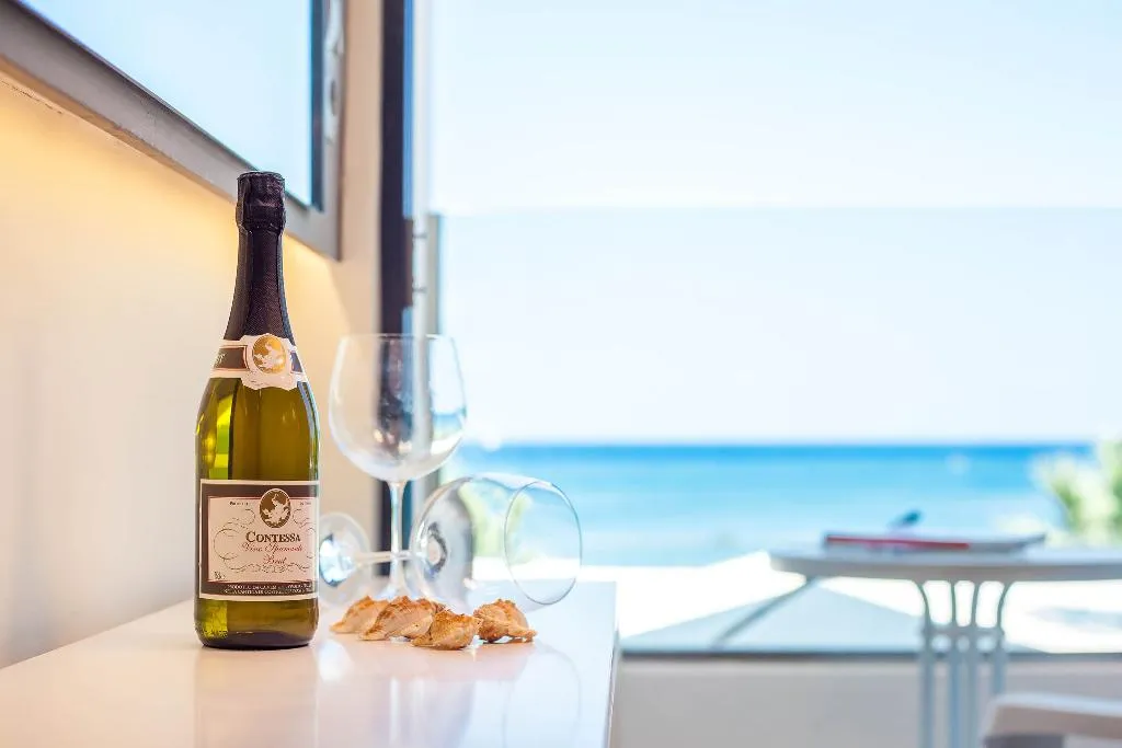Double or Twin DELUXE SEA VIEW Room, Lido Star, Rhodes