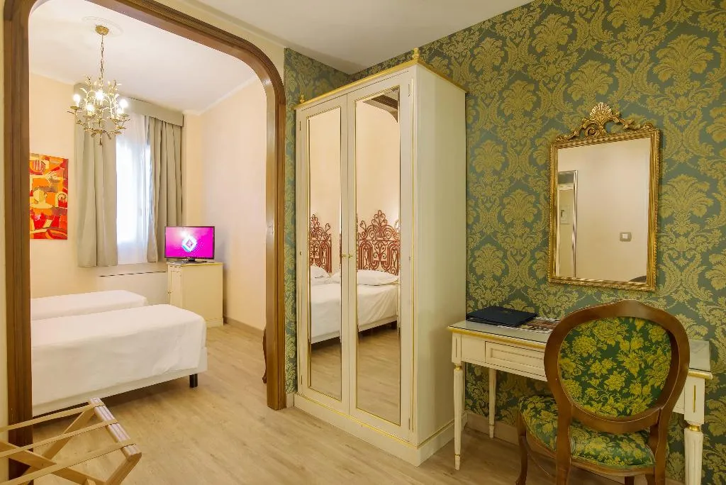 Double or Twin COMFORT Room, La Fenice et des Artistes, Venice