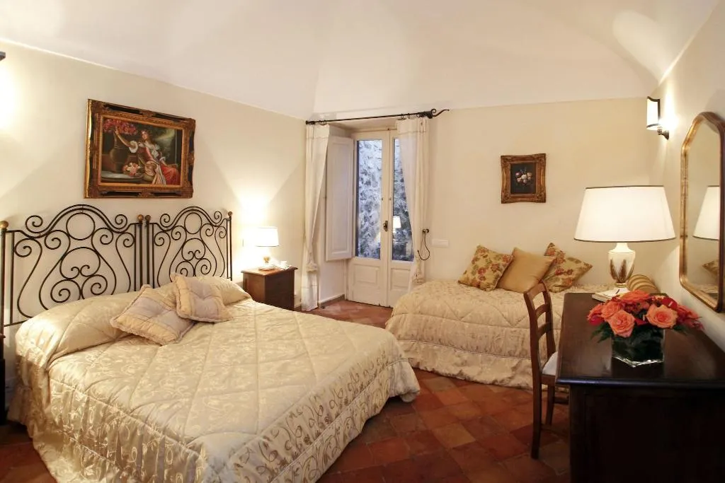 Room, Villa Alba d'Oro - Historic Luxury Villa, Naples