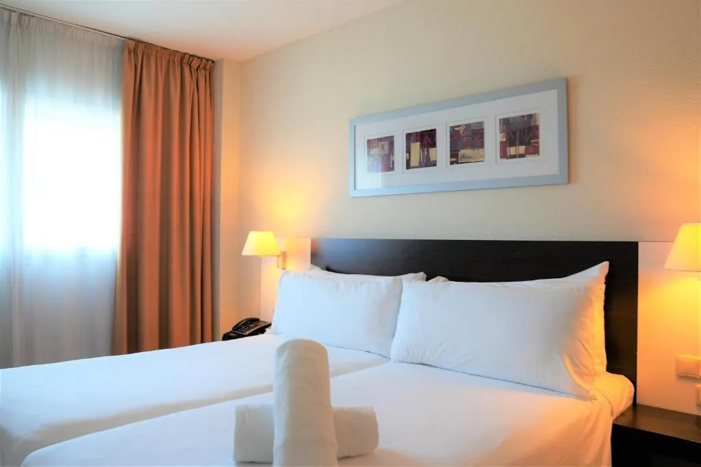 Double or Twin STANDARD Room, Port Valencia Feria, Valencia