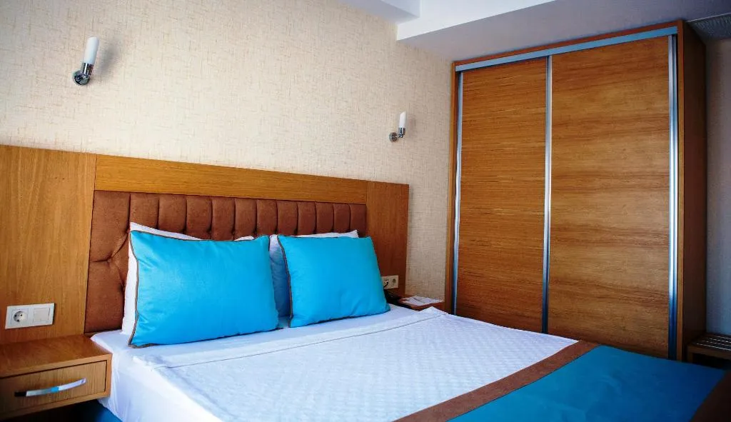DOUBLE POOL VIEW Room, Majeste Hotel, Bodrum