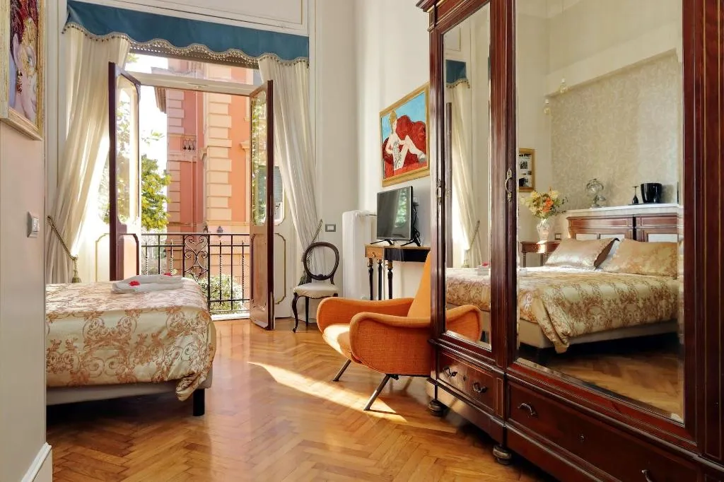 Room, Domus Monamì Luxury Suites, Rome