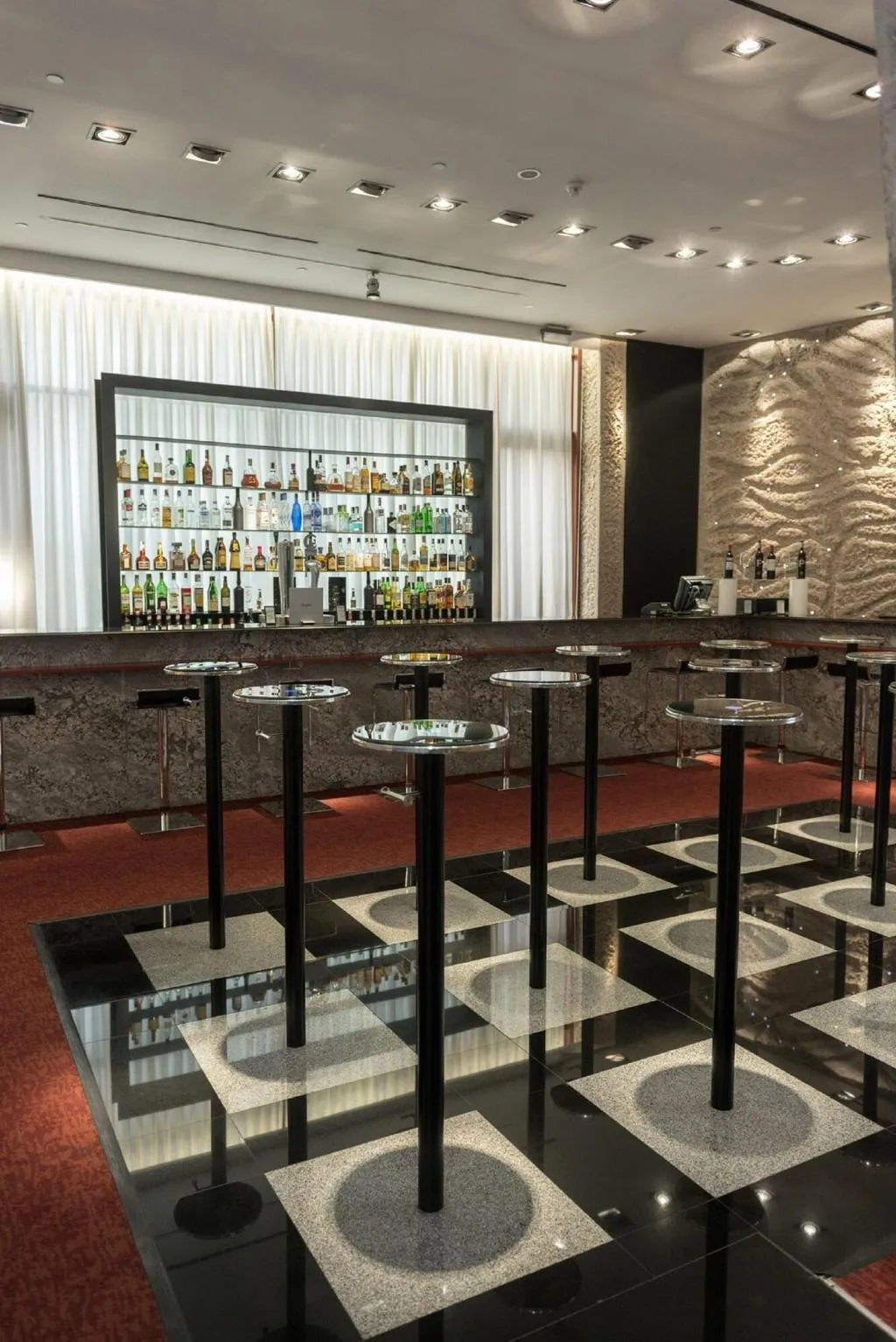 Bar, Hilton Madrid Airport, Madrid