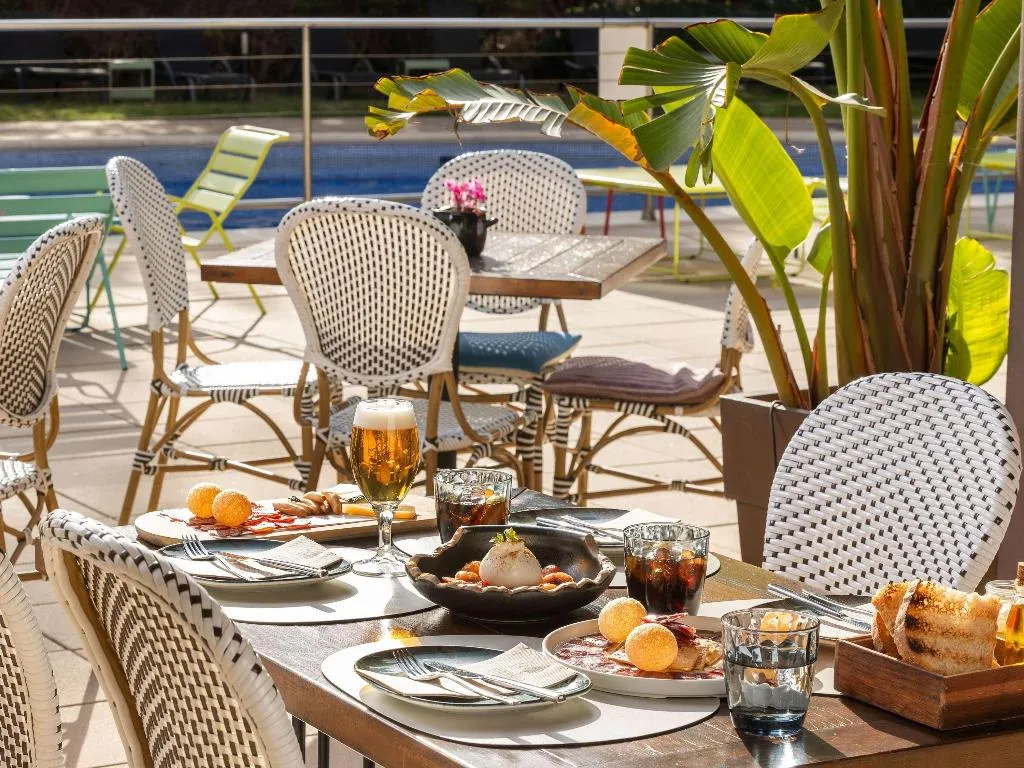Restaurant, Novotel Barcelona Cornella, Barcelona