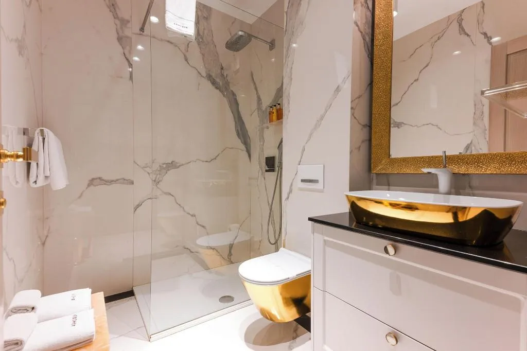Room, Armerun Heritage Hotel & Residences, Split