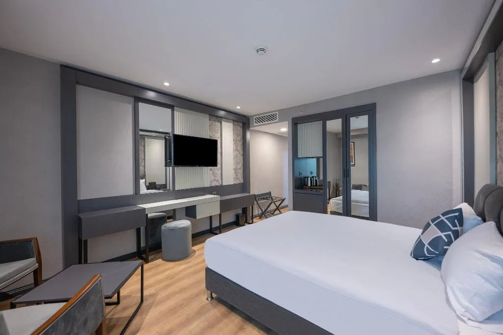 DOUBLE STANDARD Room, Four Points Express By Sheraton Antalya Lara, Antalya