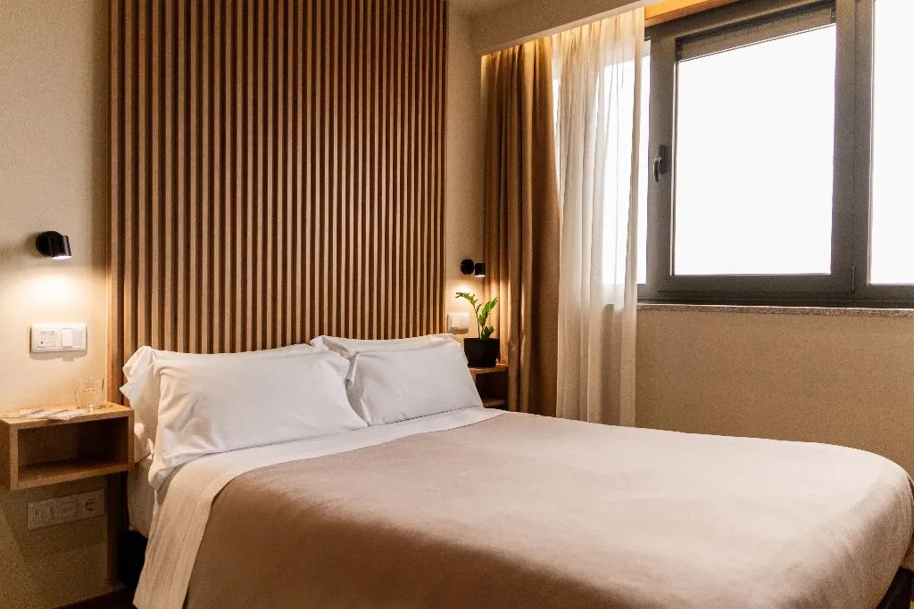 Double or Twin STANDARD Room, Room Select Porto, Porto
