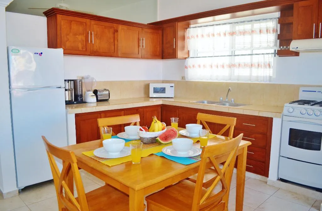 FAMILY ROOM PARTIAL SEA VIEW Room, Corales Suites, Cancun Area
