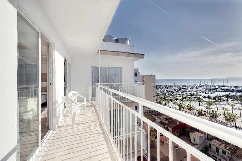 Terrace, Gracia, Majorca